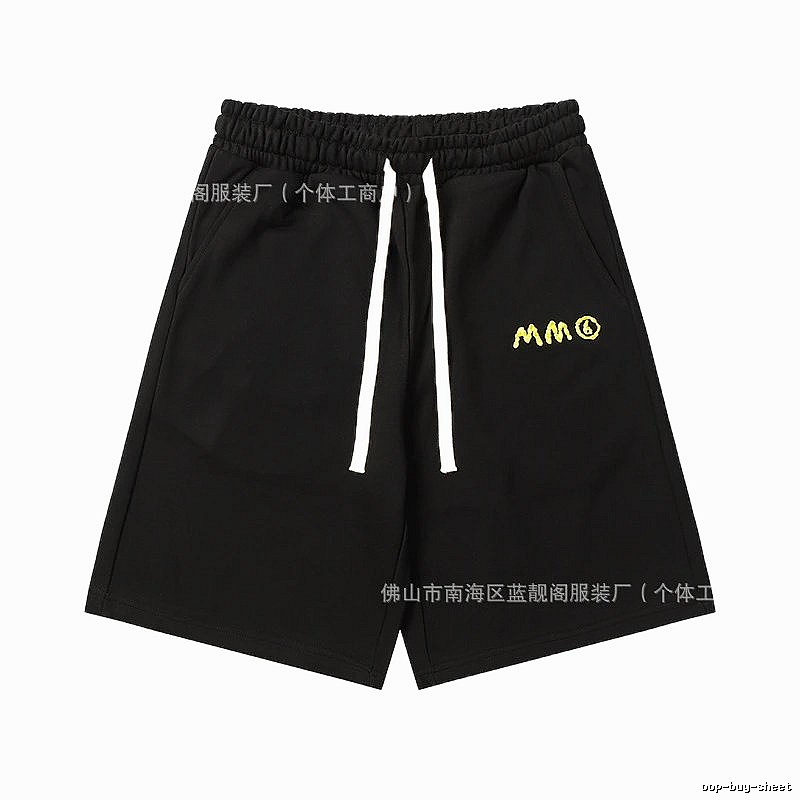 Maison Margiela minimalist style black shorts