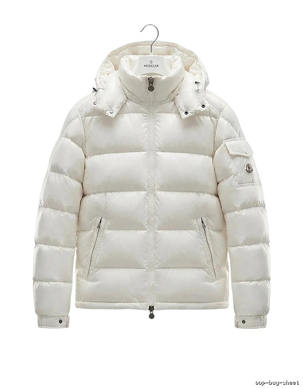 Moncler shiny and fashionable white down jacket