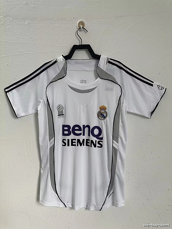Real Madrid Streetwear Retro Teka soccer jersey White Retro Football with Logo Accent